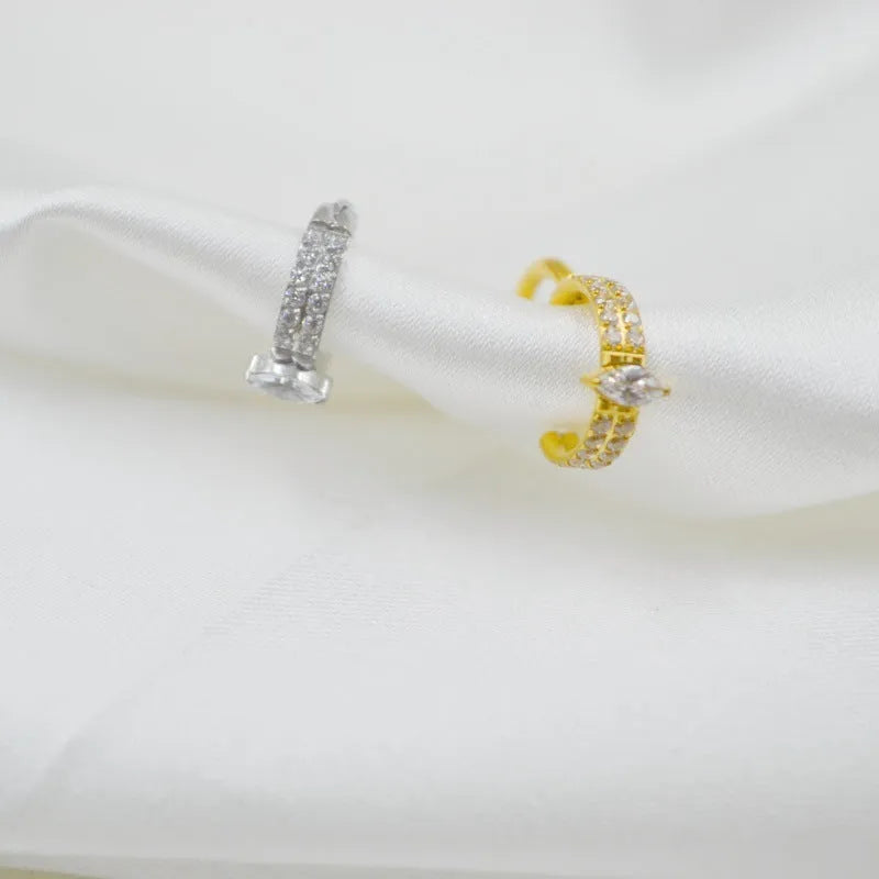 Heart-shaped zircon drop earrings in silver or gold with 1.2x8mm dimensions