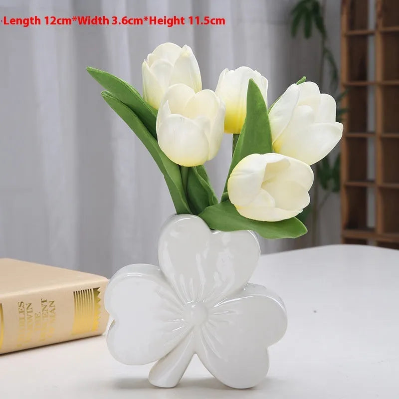 European style clover ceramic vase in white porcelain available in four colours