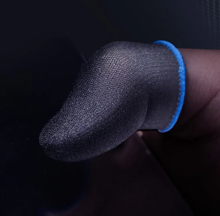 Carbon fibre gameplay hand finger sleeve for joystick use, 18-pin dense knitting, blue or yellow