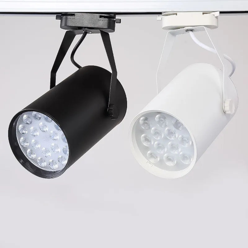 LED track spotlight with aluminium shell in retail setting showing adjustable positioning