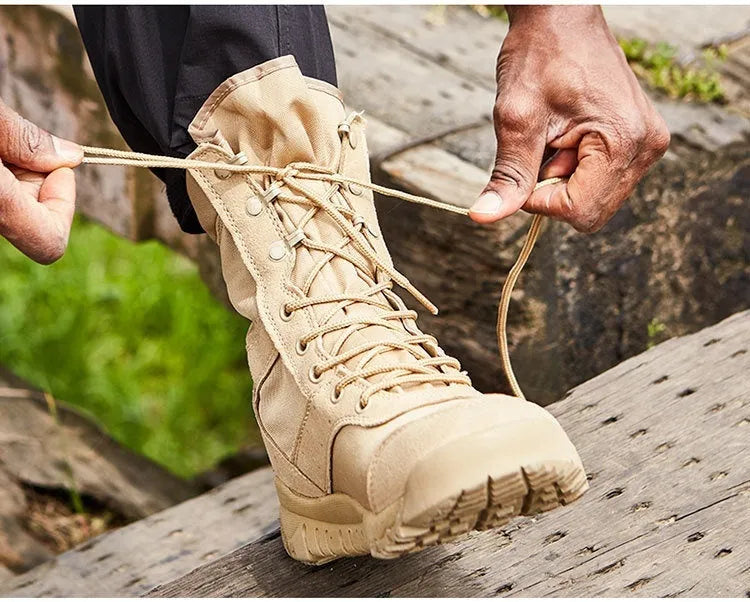 Yulong unisex tactical desert combat boots in black and sand colours for outdoor climbing and hiking.