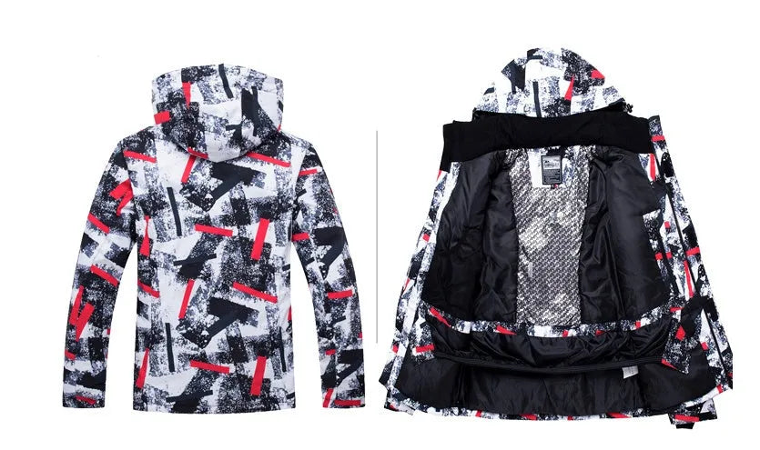 Waterproof ski suit for men and women in blue or red, cotton filler and nylon lining, sizes S to 3XL.