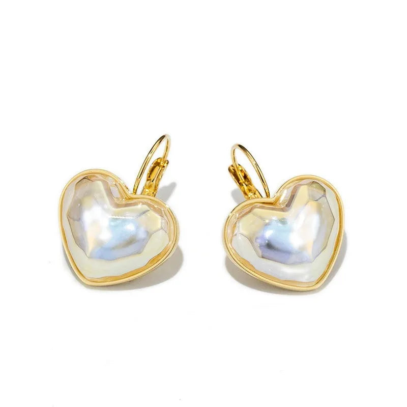 Gold-coloured alloy ear clip with metal design elements for women's summer fashion jewellery