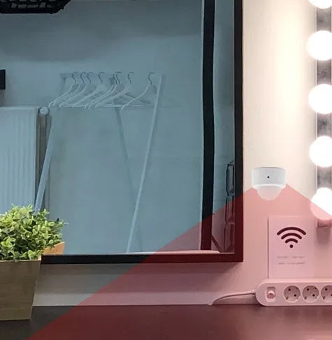 White Ih-K 0010 infrared body sensor measuring 33mm with ZigBee 3.0 wireless connectivity