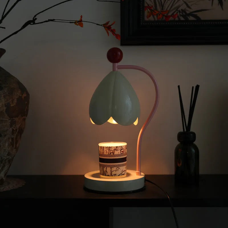 Linglan ancient style melting wax lamp with metal holder in cream white or dark green