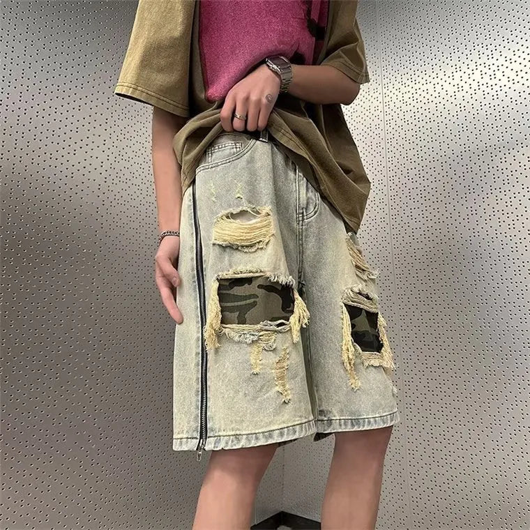 Men's yellow mud camouflage denim shorts with ripped detailing and straight-leg Korean style cut