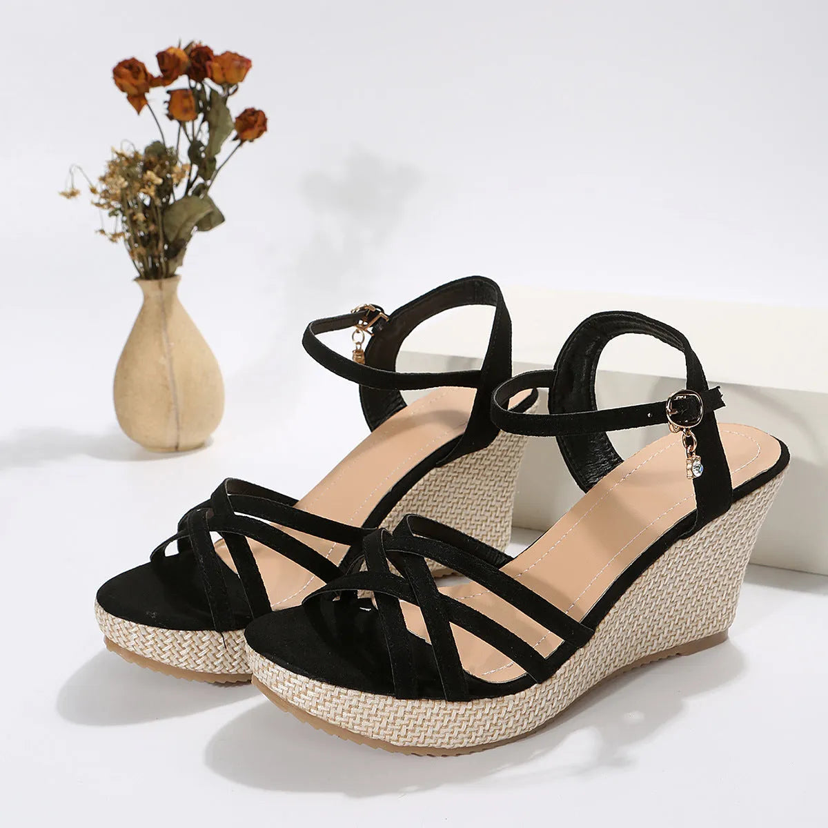 Women's wedge sandals with fish mouth toe design in black cloth upper