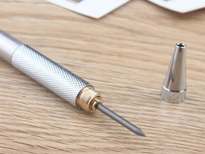 Metal automatic mechanical pencil shown with various lead size options including 0.5mm, 0.7mm, and 2.0mm.