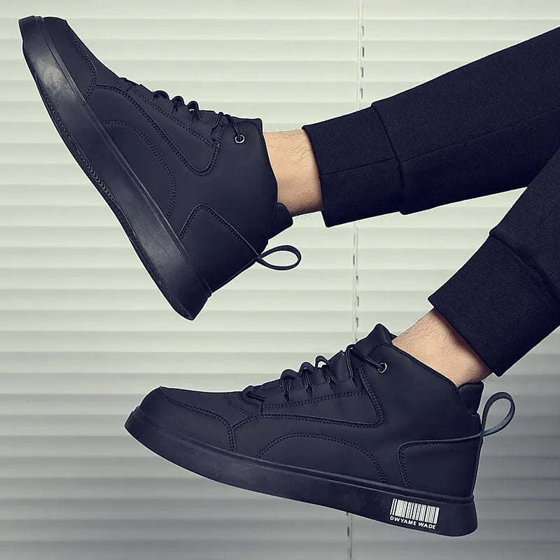 Men's white mid-top sports board shoes with round toe and lace-up closure on a rubber sole.