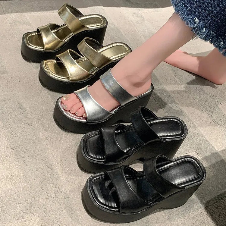 Metallic wedge platform slippers for women with square toe and PU leather upper