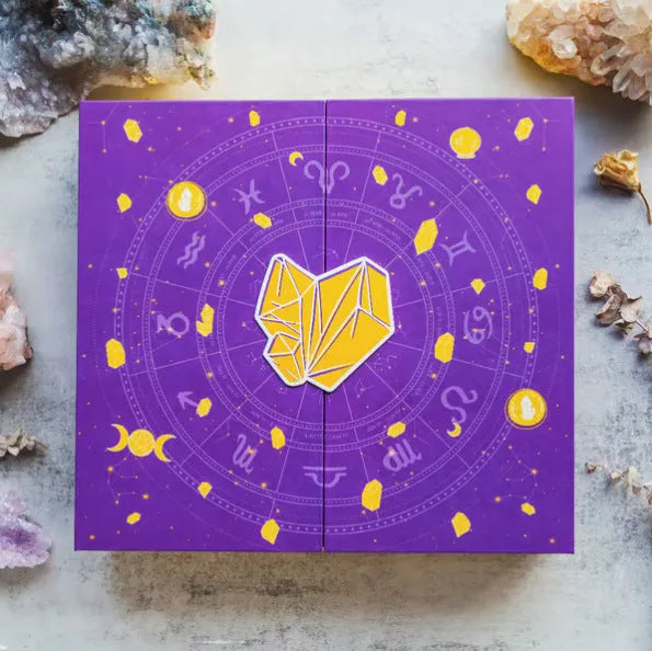 Paper Halloween countdown gift box measuring 33.5cm wide by 30.5cm tall.