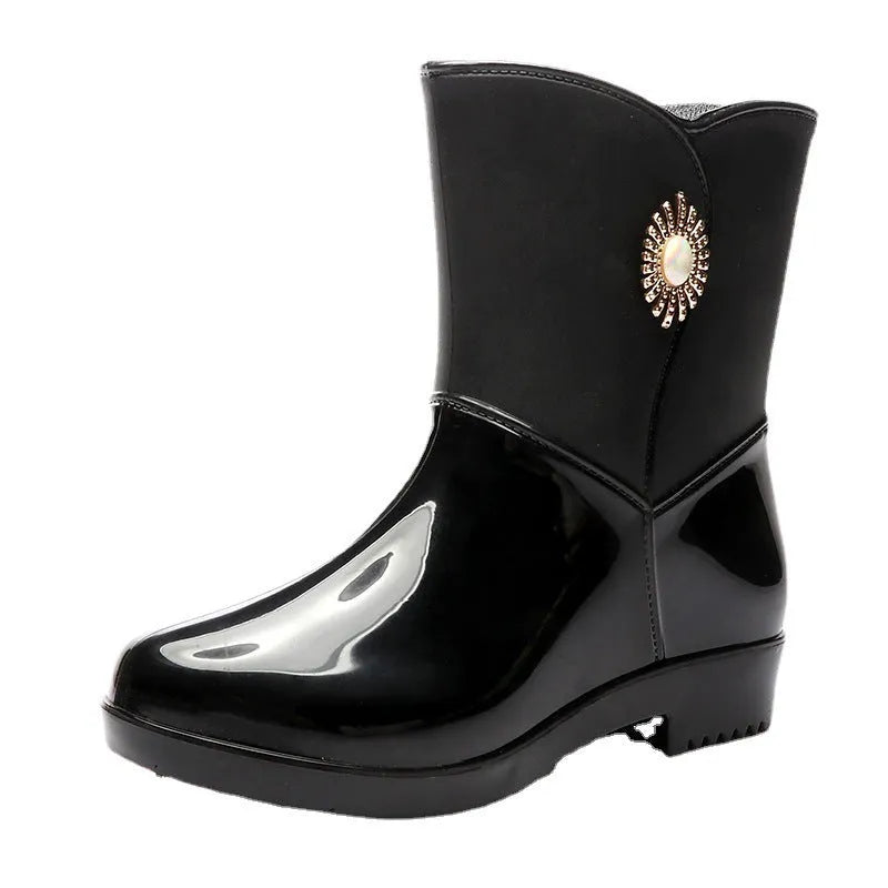 Women's PVC rain boots in black, beige or purple with non-slip soles sizes 36-40
