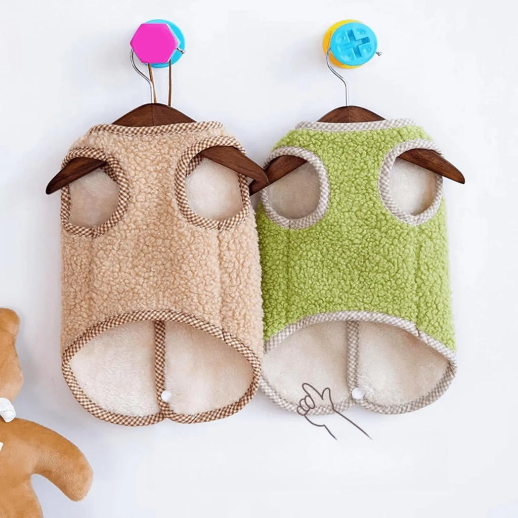Green coral fleece dog sweatshirt vest with leash ring for small pets in autumn winter