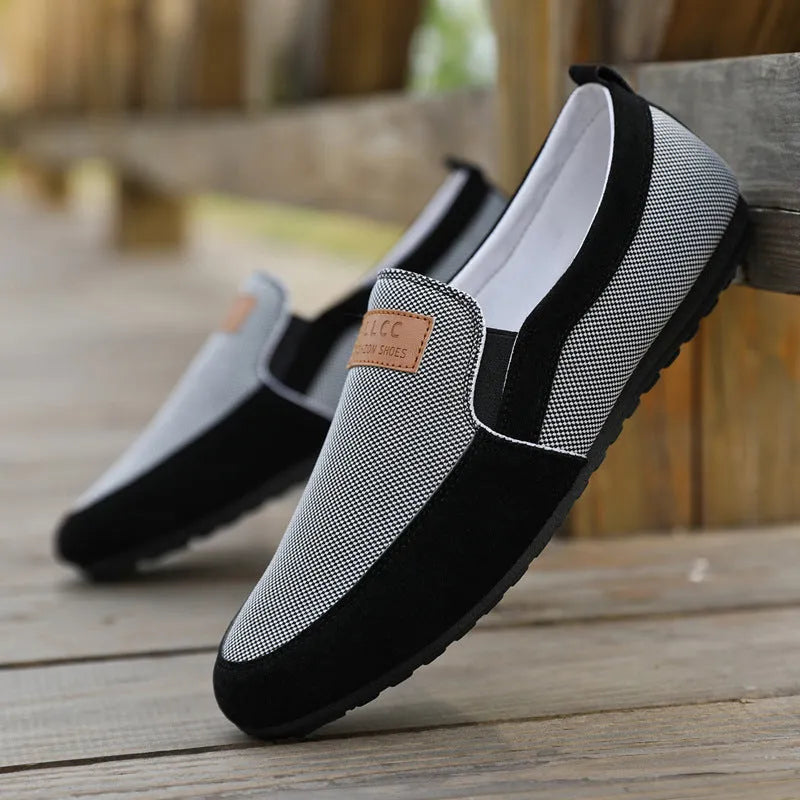 Men's grey and khaki canvas board shoes with rubber soles and round toe design