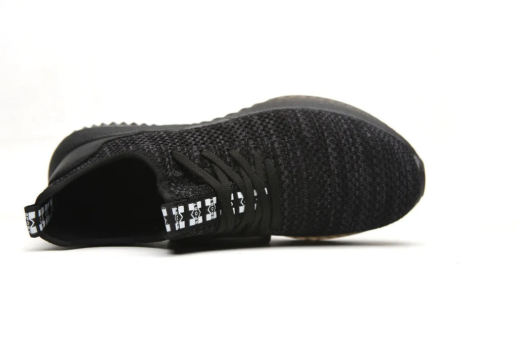 Work safety shoes with steel toe cap protection and EVA midsole in black, grey, and dark green colours