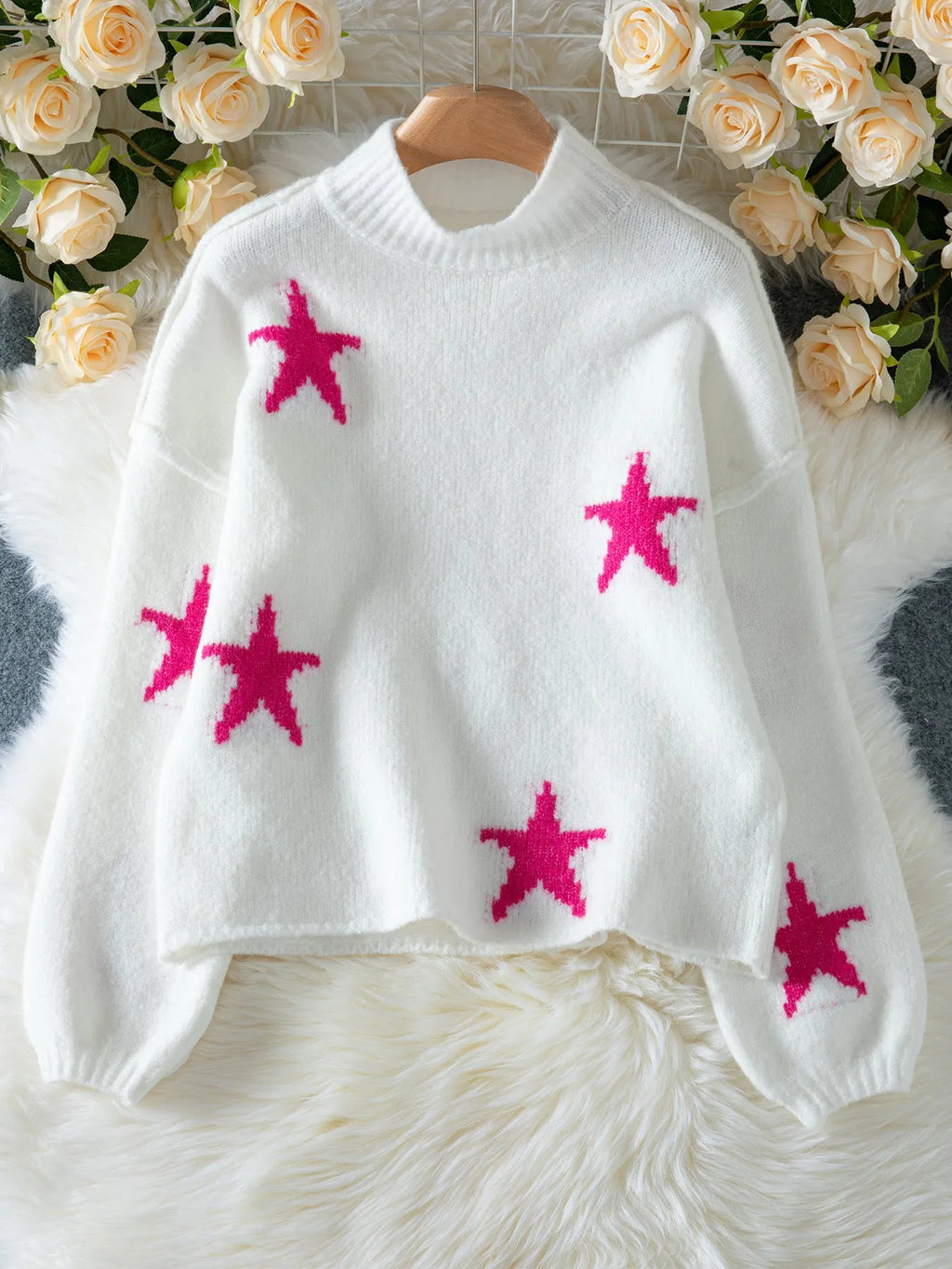 Women's white thick turtleneck pullover sweater with star pattern and loose street fashion styling