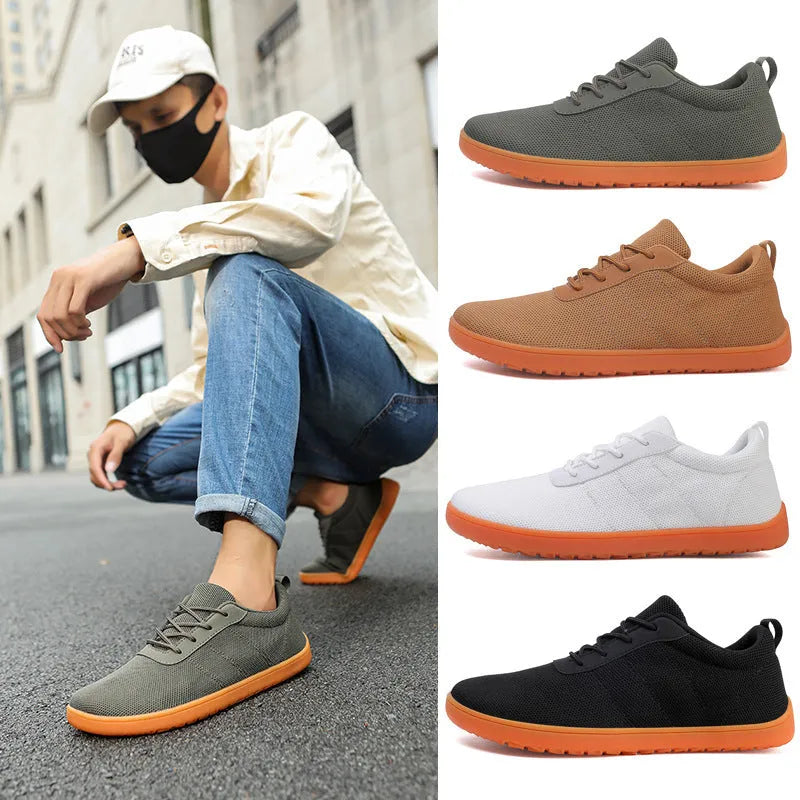 Men's low-top lace-up walking shoes in black with Flyknit upper and round toe on a rubber sole.