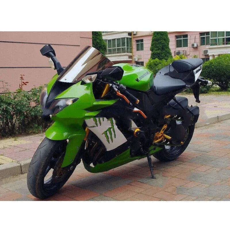 Blue motorcycle windscreen for Kawasaki ZX-6R and ZX-10R sport bikes