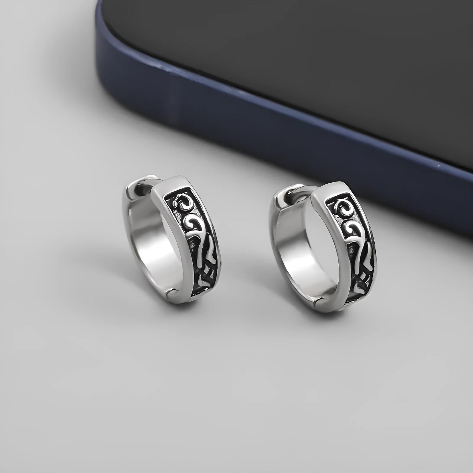 Men's copper geometric hip hop earrings in 10mm and 14mm sizes with auspicious cloud design