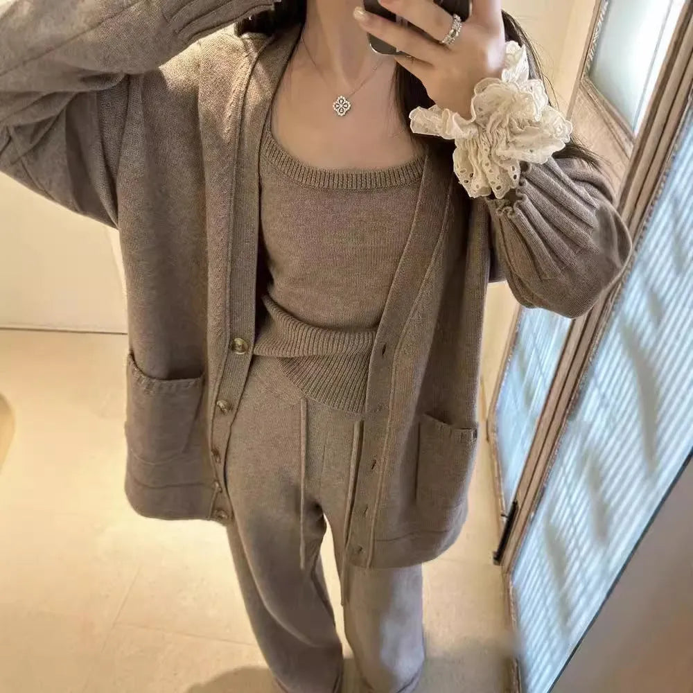 Women's knit cardigan vest trousers three-piece set in beige wool blend fabric