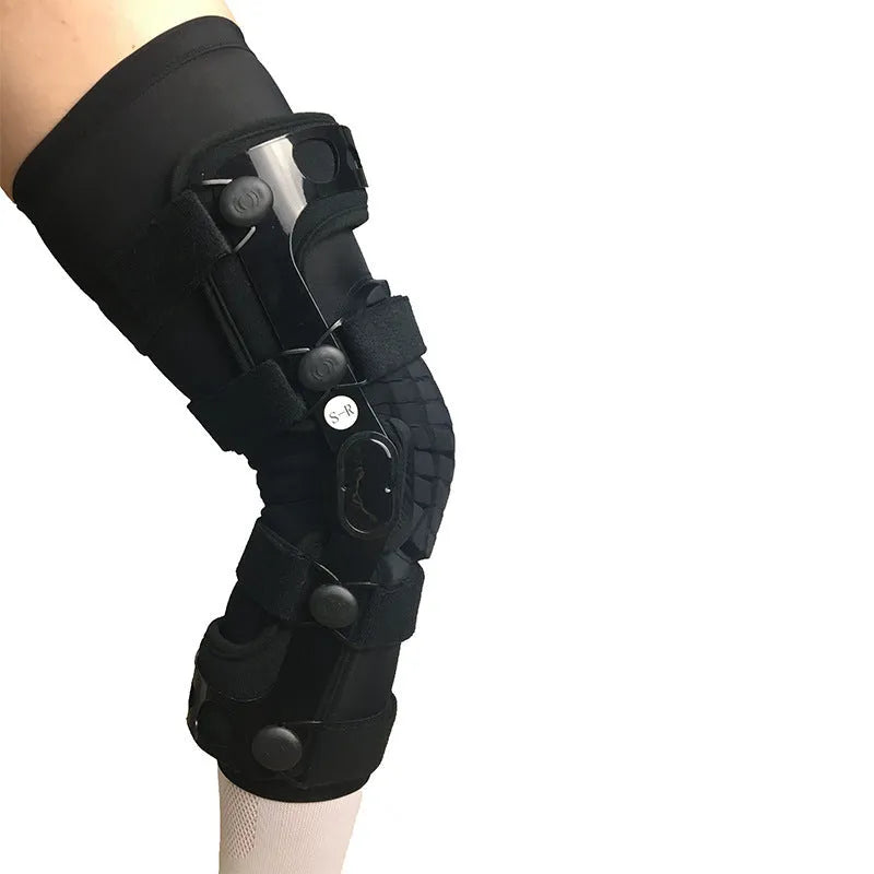 Black anterior ligament knee pad with adjustable straps and side stabilisers for ACL MCL LCL support