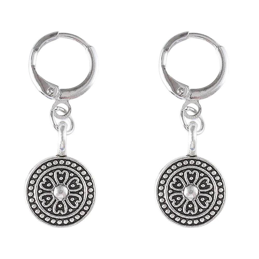 Round geometric earrings with distressed ethnic print in electroplated zinc alloy