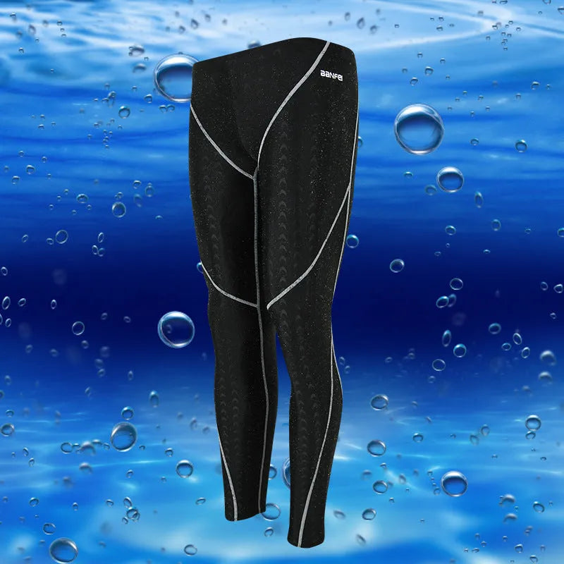 Men's cropped swimming trunks in nylon fabric with colour trim options