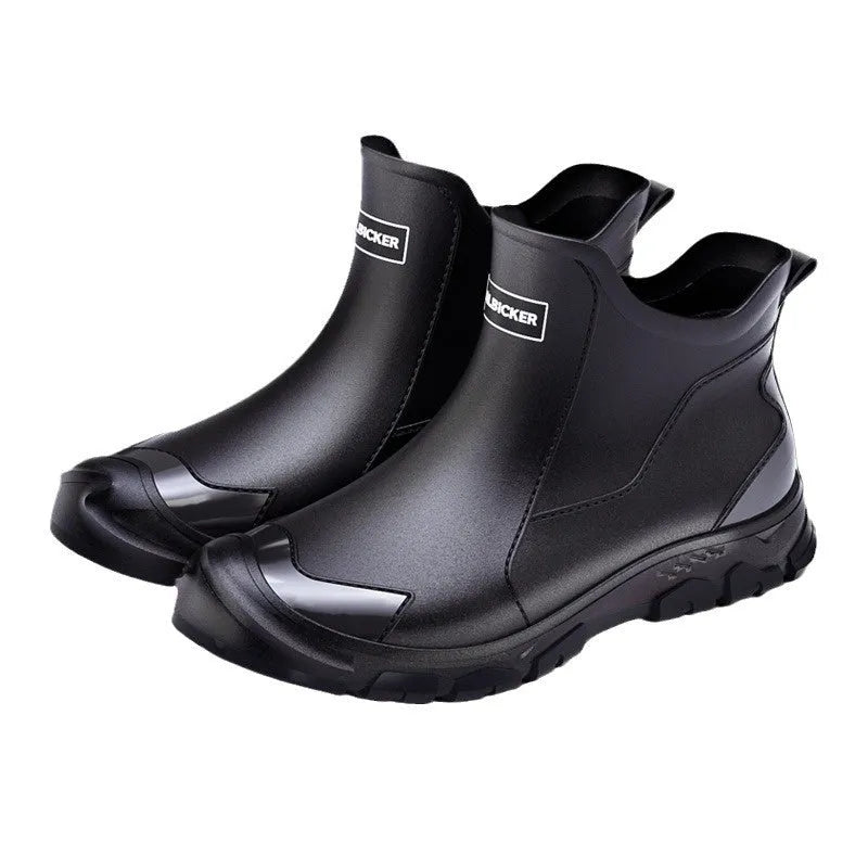 PVC outdoor wading non-slip rubber shoes in short tube rain boot design with round toe