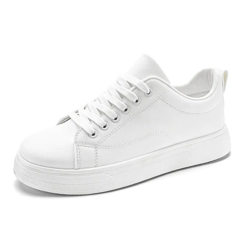 Men's Korean-style low-top sneakers in three colour options with round toe and flat rubber sole