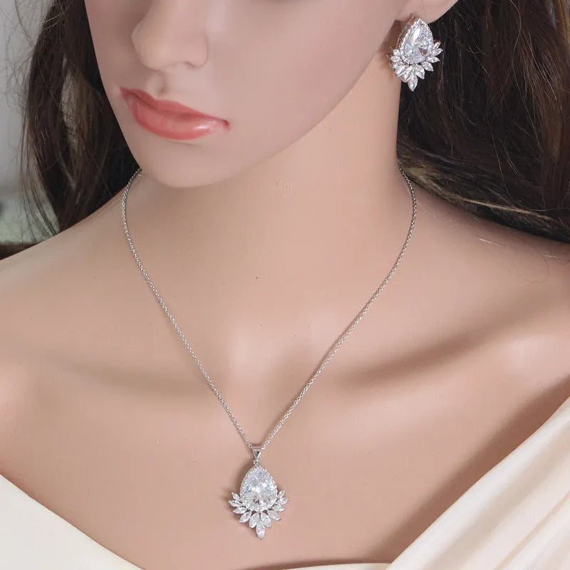 Bridal banquet jewellery set with necklace and earrings in blue, red and white colour options
