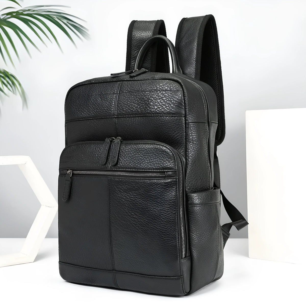 Black men's first layer cowhide backpack, 31 x 15 x 42cm, 20-35L, for business travel and leisure