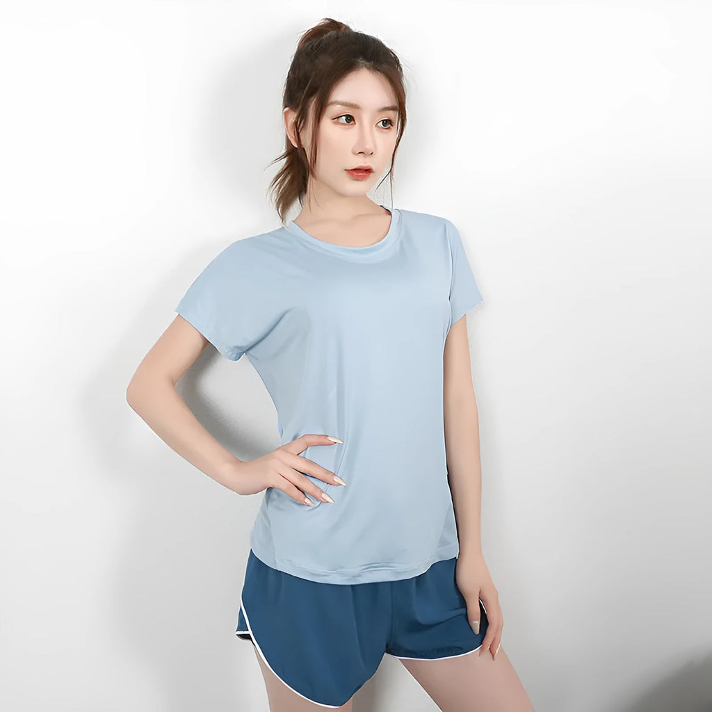 Women's polyester short sleeve sports t-shirt for yoga and running in various colours