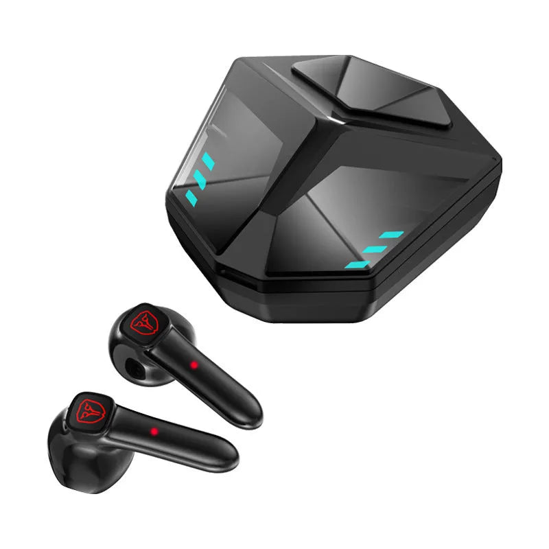 Wireless Bluetooth gaming headset with noise reduction features