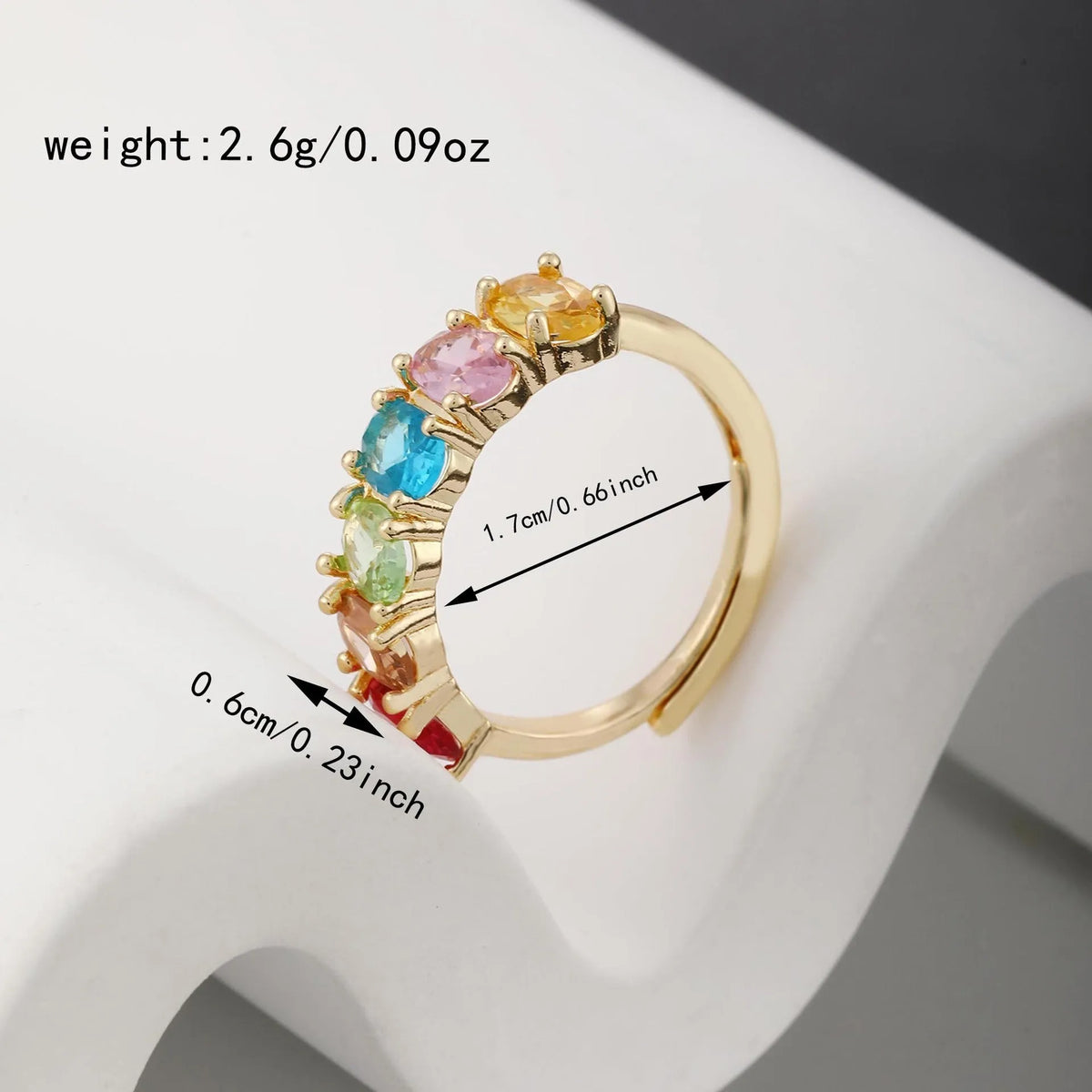 Adjustable women's zircon ring in electroplated gold colour with simple retro styling