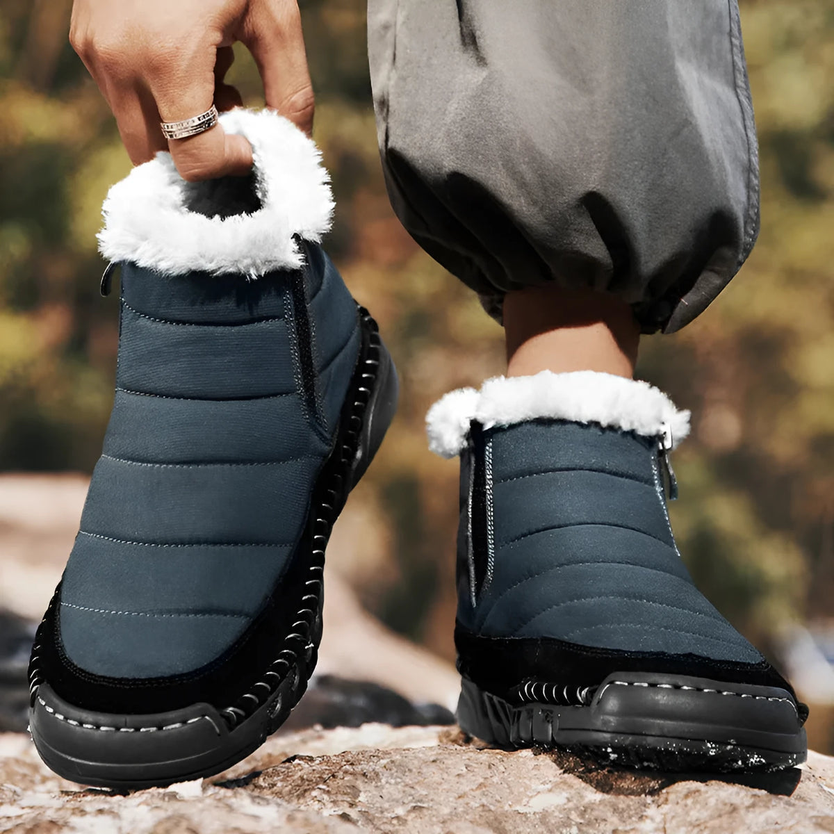 Men's plus size snow boots in black with round toe, flat heel, and non-slip rubber sole