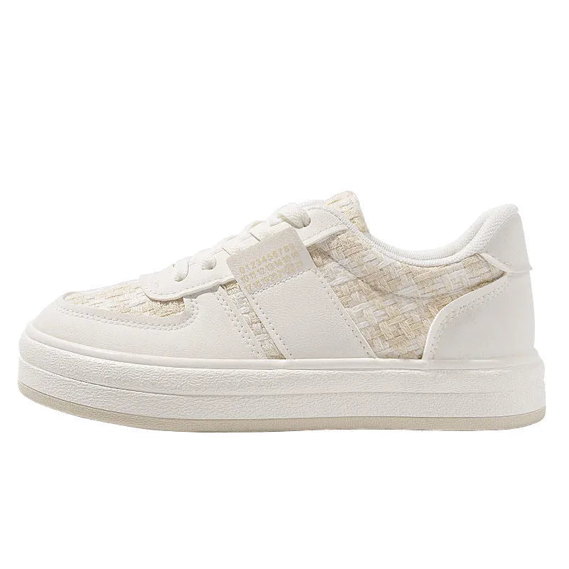 Beige plaid leisure sports shoes with mesh lining and rubber sole