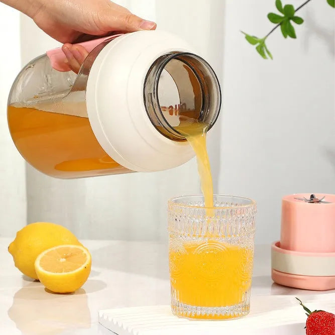 Electric portable juicer with 1500ml juice cup, 80W motor, plastic body, and PC food grade liner, shown in pink, grey, green, or orange.
