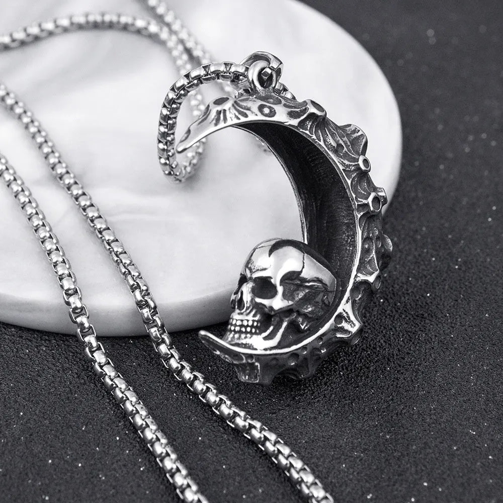 Men's silver alloy necklace with six pendant design options including skull, dagger, and Hot Wheels motifs