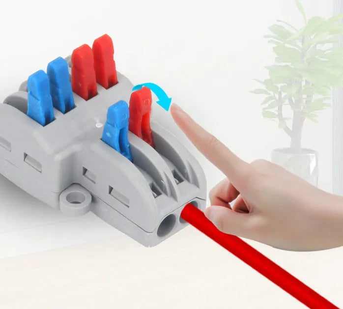 Quick wire connector with fire insulation shell and brass guides for 0.08-4.0mm² wiring