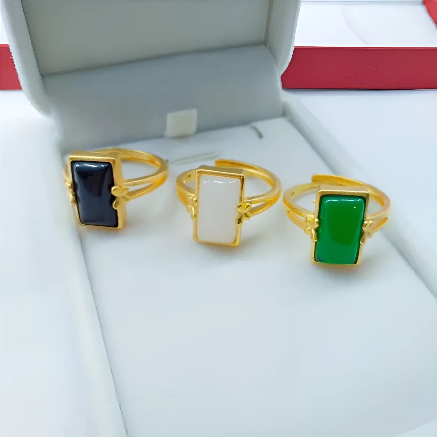 Adjustable brass gold-plated ring with gemstone inlay and national style design