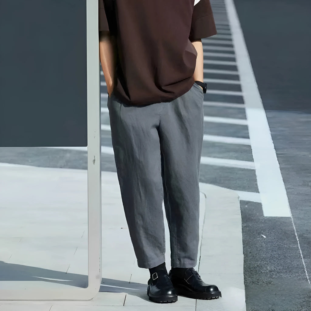 Men's loose straight-leg casual trousers in beige with drawstring waist