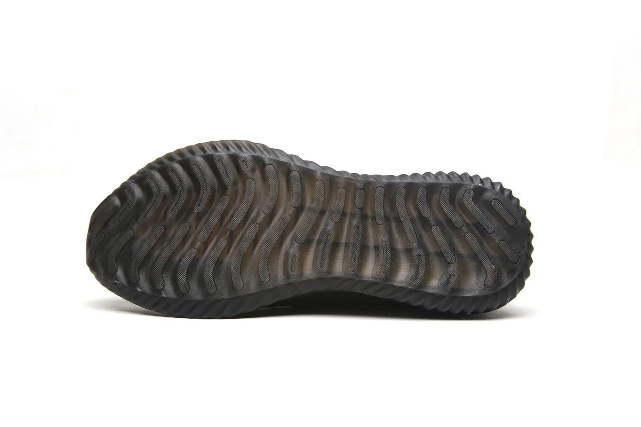Work safety shoes with steel toe cap protection and EVA midsole in black, grey, and dark green colours