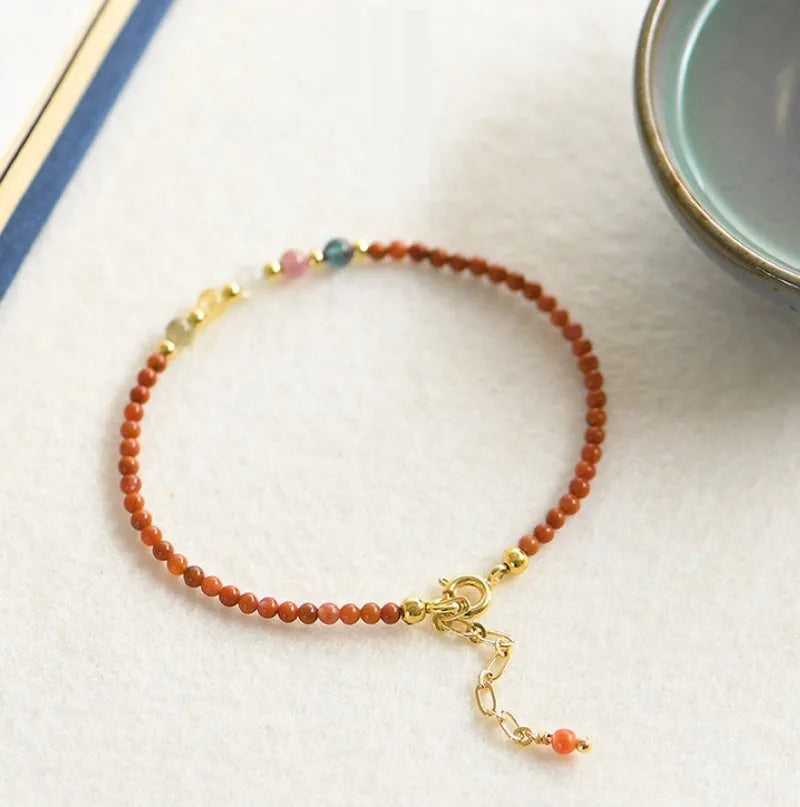 Women's freshwater pearl bracelet with crystal centrepiece in geometric design