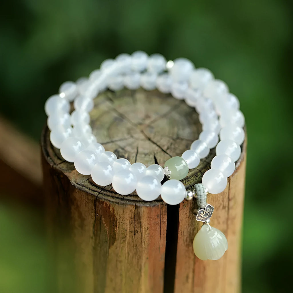 Women's bracelet with S925 silver clasp, white agate and Hetian jade beads in geometric lotus design