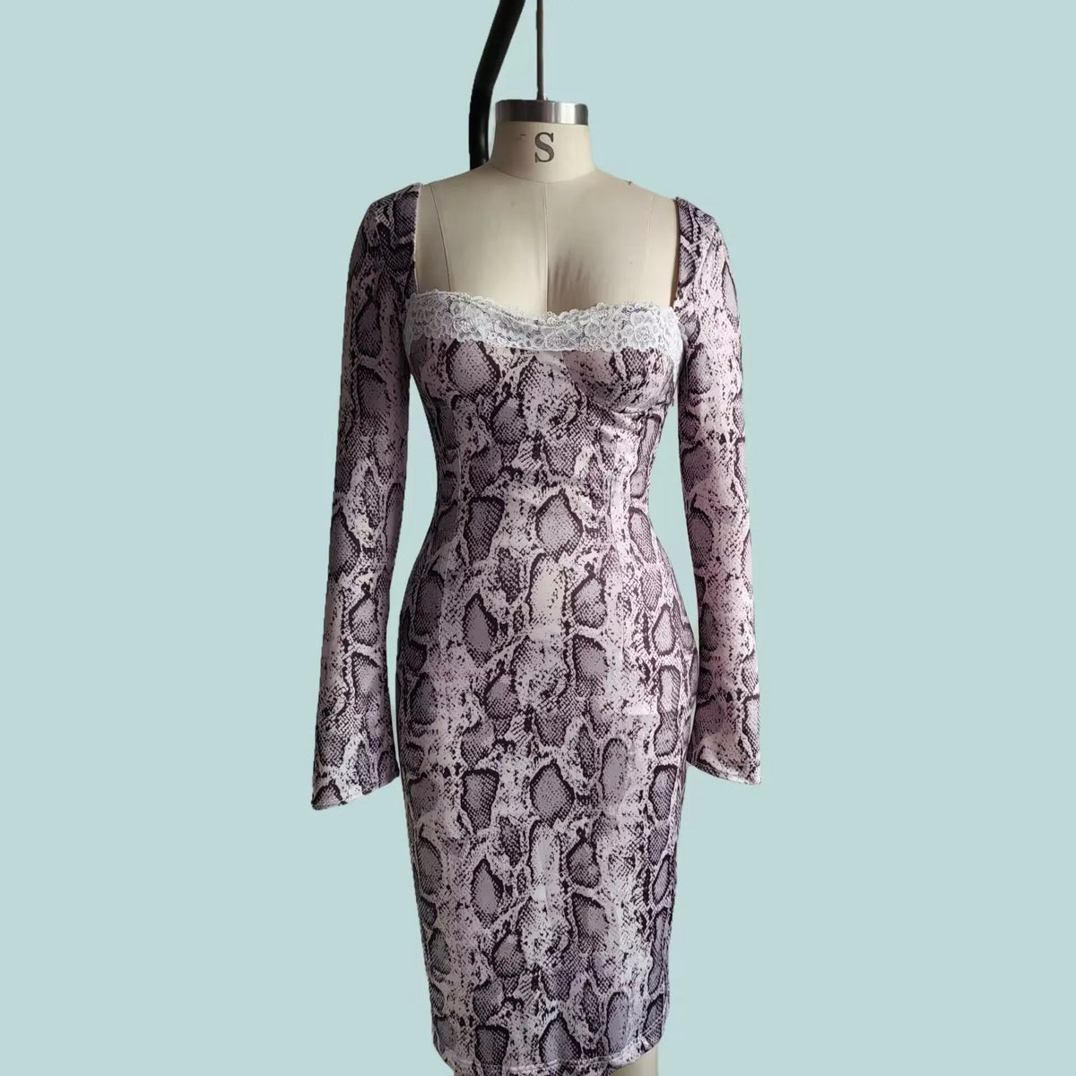 Grey digital printed lace dress with 3D pattern, A-line skirt and long sleeves