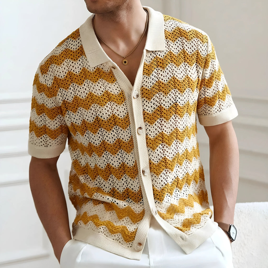 Man wearing a yellow hollow jacquard corrugated short sleeve sweater in an American casual style.