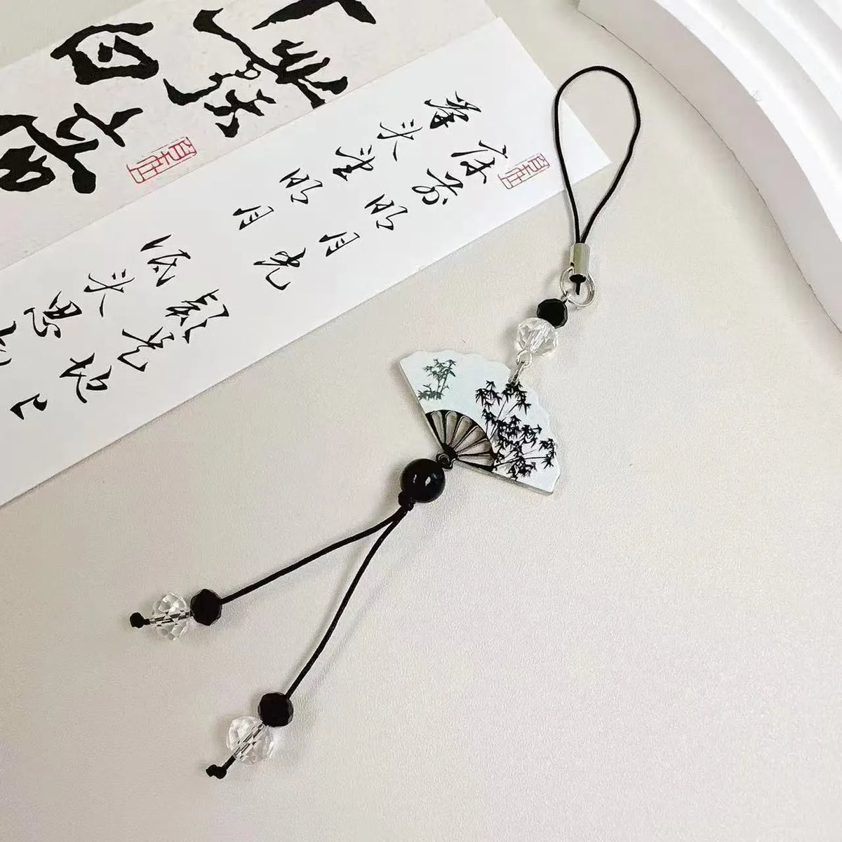 Chinese style floral bead pendant keychain in Fan colour.