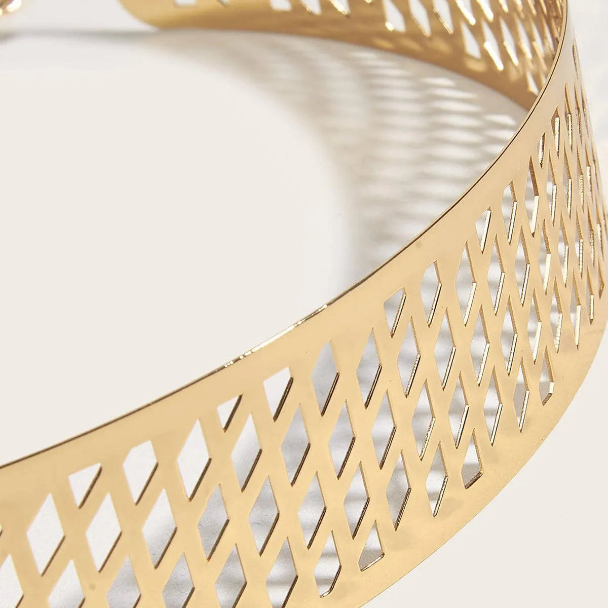Gold iron waist chain belt with lantern head design, hook closure, 105cm length