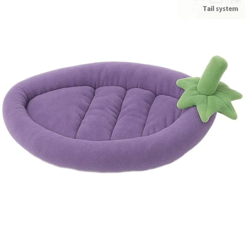 A brown removable cloth dog mat shown in a pet bed, with size options from S to XXL.
