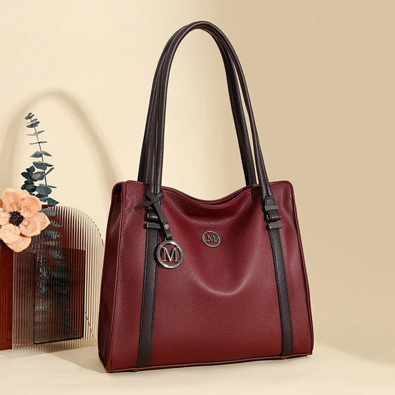 Genuine leather women's crossbody bag in horizontal square design with double shoulder straps